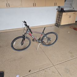 Nishiki 16" Small Bike