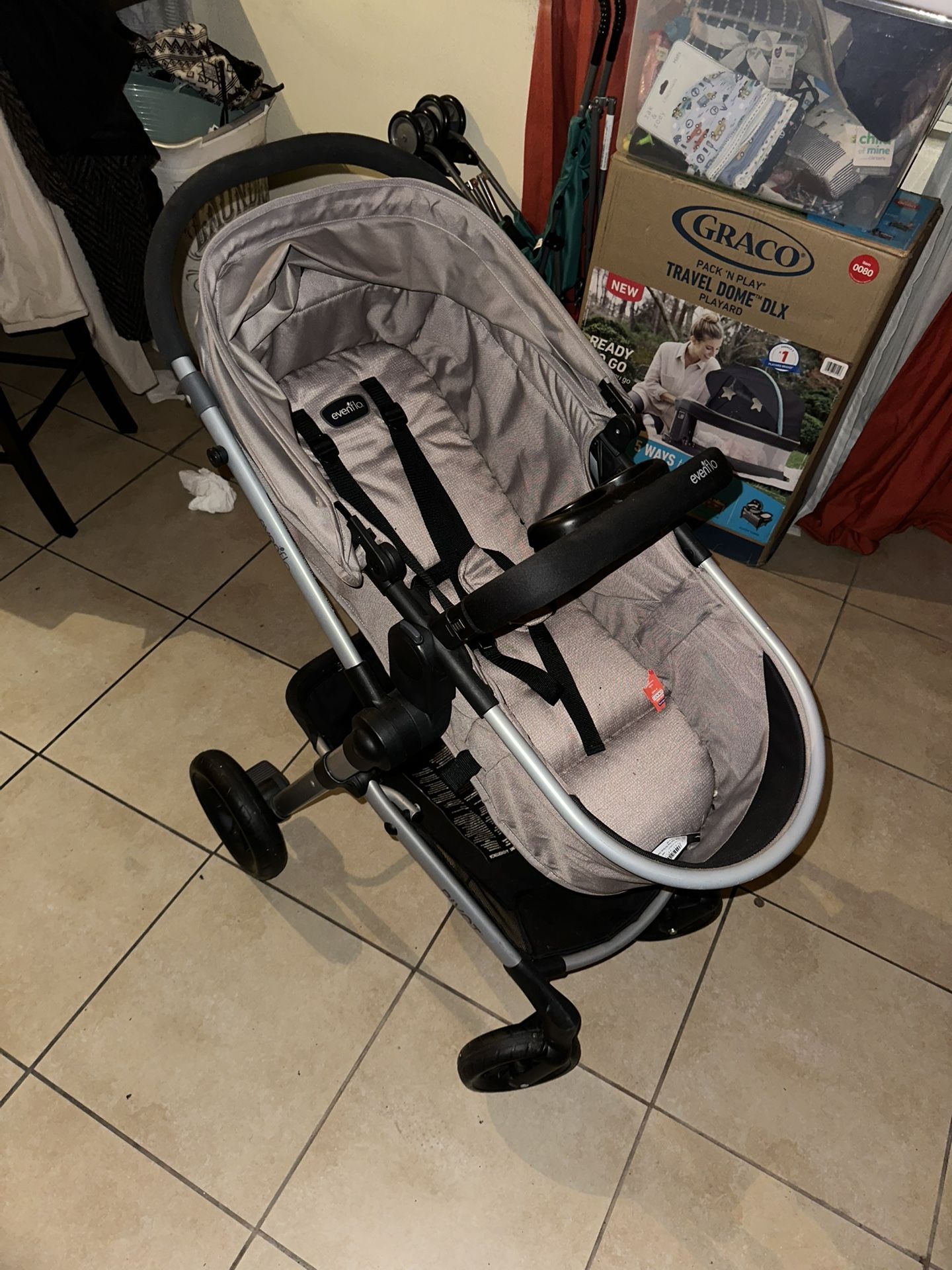 stokke steps high chair Stokke Steps High Chair Complete with Baby Set, Cushion, and Tray   Dear-Born Baby