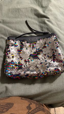 Victoria’s Secret makeup bag