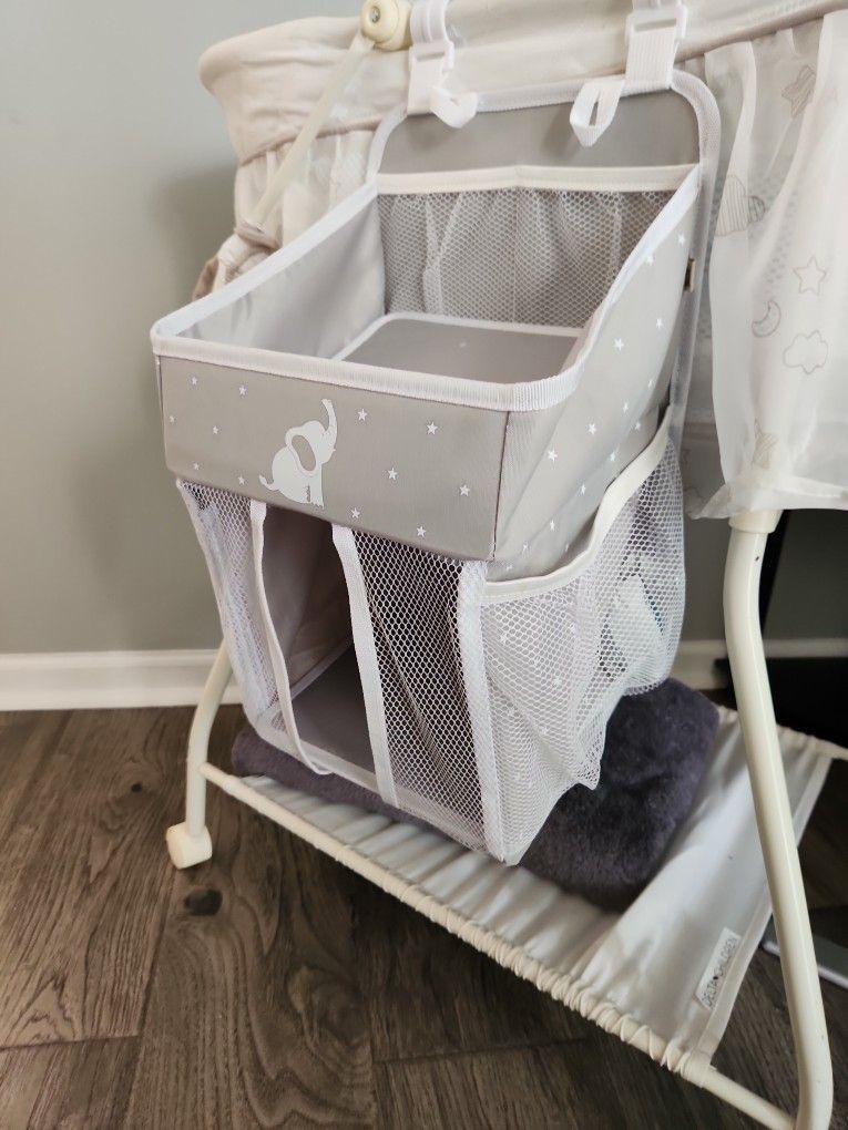 Bassinet Caddy