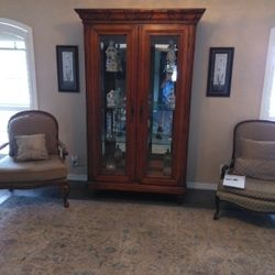 Tommy Bahama China Cabinet 