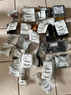 Misc. GM Cadillac Audi Kia parts - part list in the description
