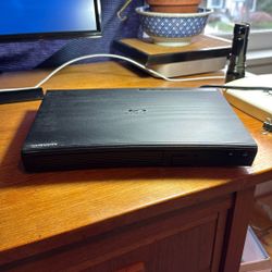 Samsung 1080p Blu-Ray Player BD-J5700
