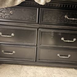 ashley furniture 6 drawer dresser w/ vanity mirror 