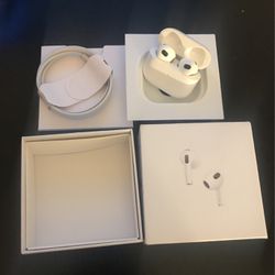 Generation 3 AirPods  ( Have Not Been Used )