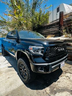 2014 SR5 Toyota Tundra