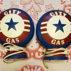 Old Gas Pump Lights 
