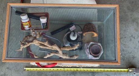 Reptile Tank & Accessories 15 Gallon