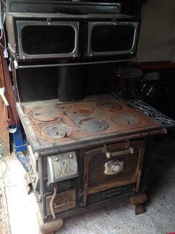 Antique” Majestic “ wood/coal kitchen oven