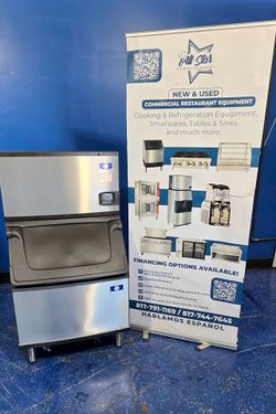 Used ✨️  Manitowoc 300 lbs ice machine!