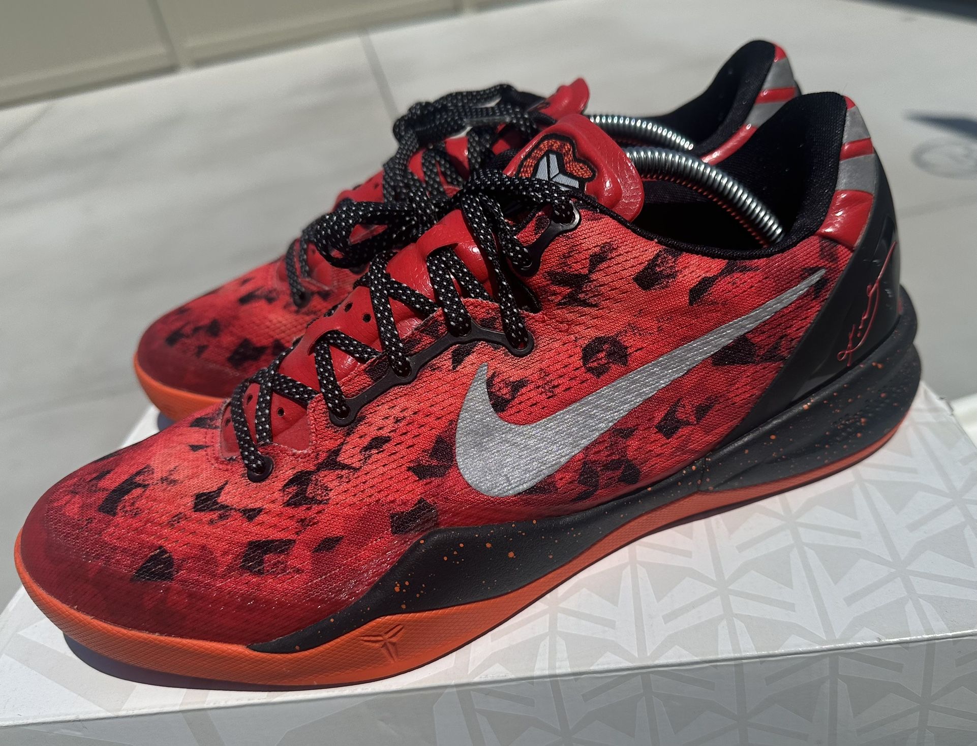 KOBE 8 Challenge Red
