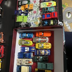 Hotwheels vintage collection mostly metal/metal