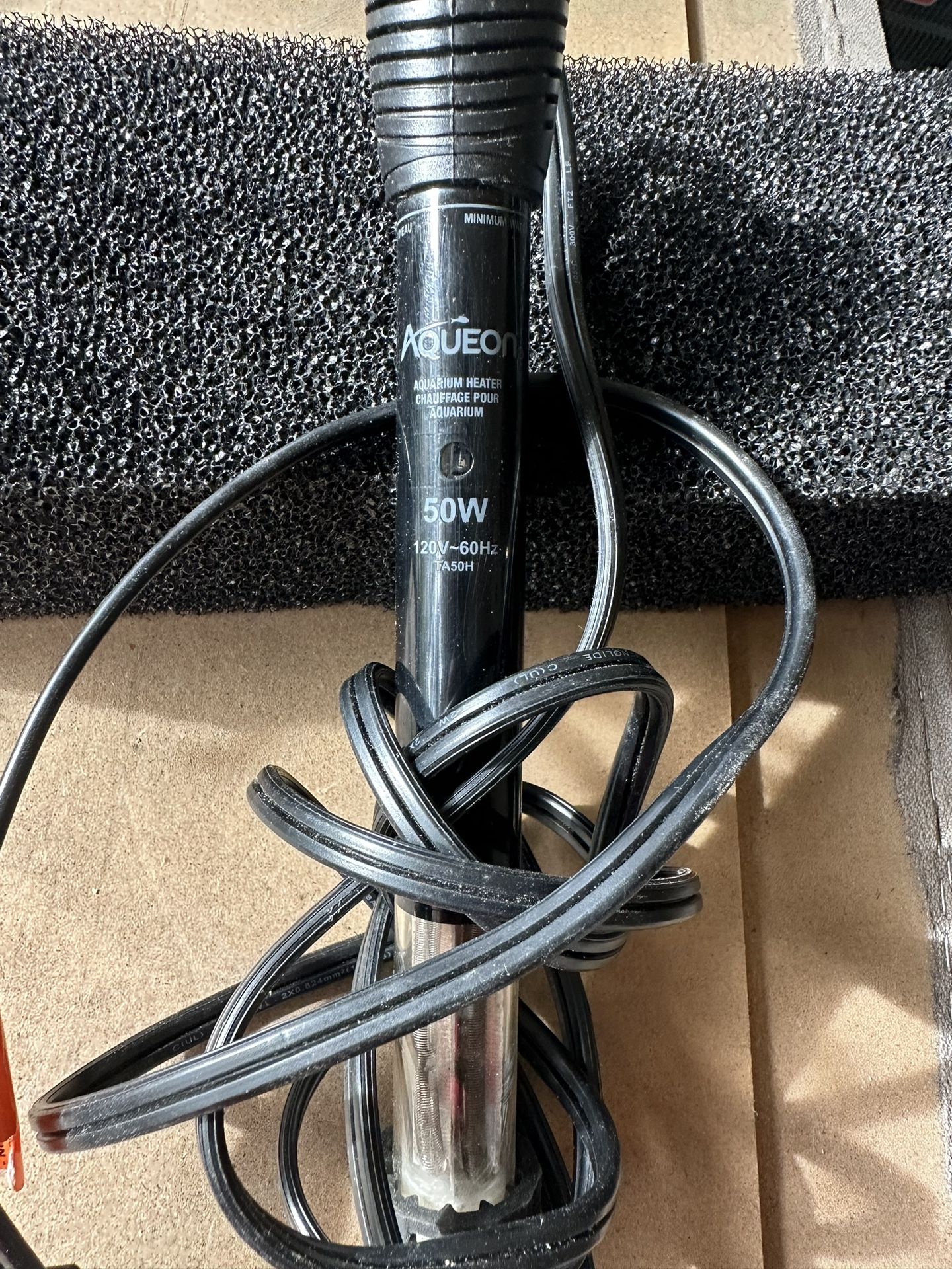 Aqueon Submersible Aquarium Heater, 50 Watts for Sale in San Diego, CA -  OfferUp