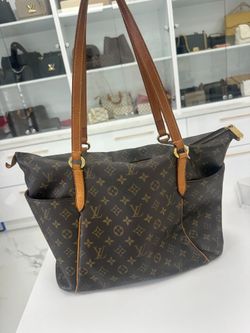 Louis Vuitton Handbag Totally MM