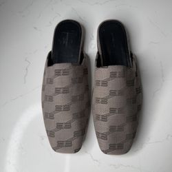 Balenciaga Mules