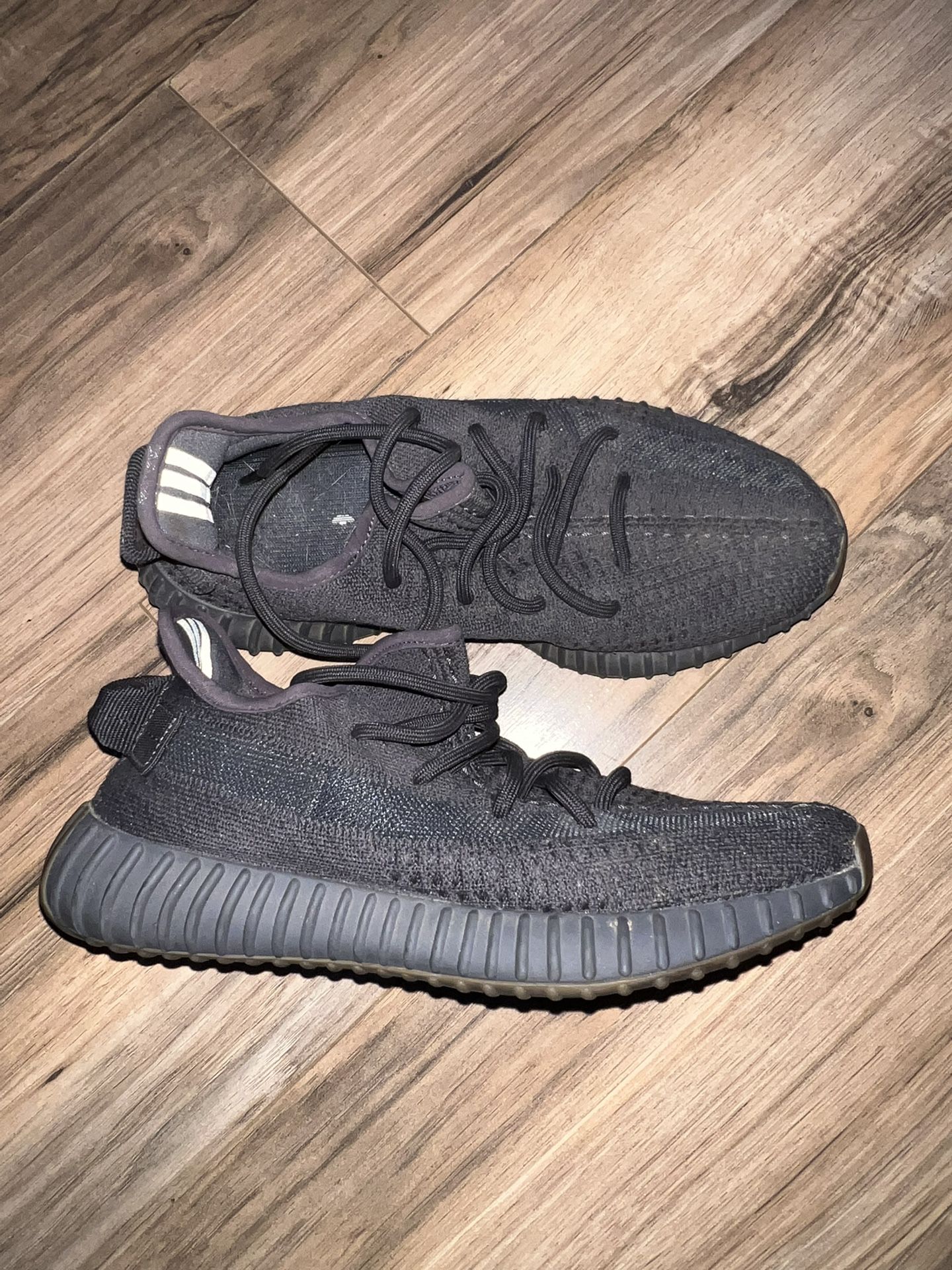 yeezy boost 350 v2 cinder size 7 mens