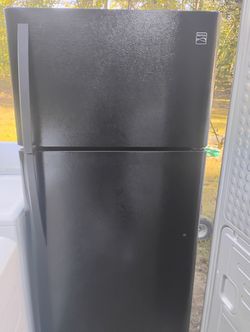 18 Cubic Black Refrigerator By Kenmore 