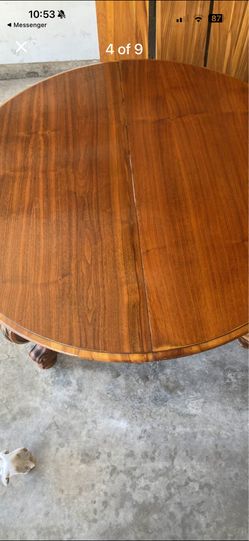 Free Vintage Dining Room Table 54”