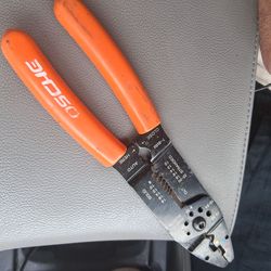 Wire cutters