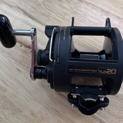 Shimano TLD 20 fishing reel