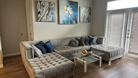 USED COUCH