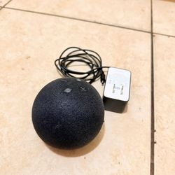 Alexa Echo Smart Speaker – Excellent Condition