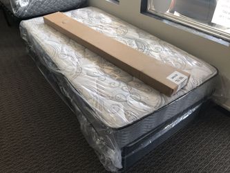 Twin Matt, box, and bed rails