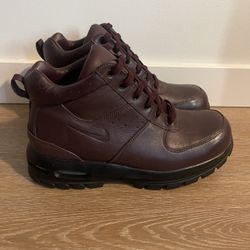 Nike ACG Boots