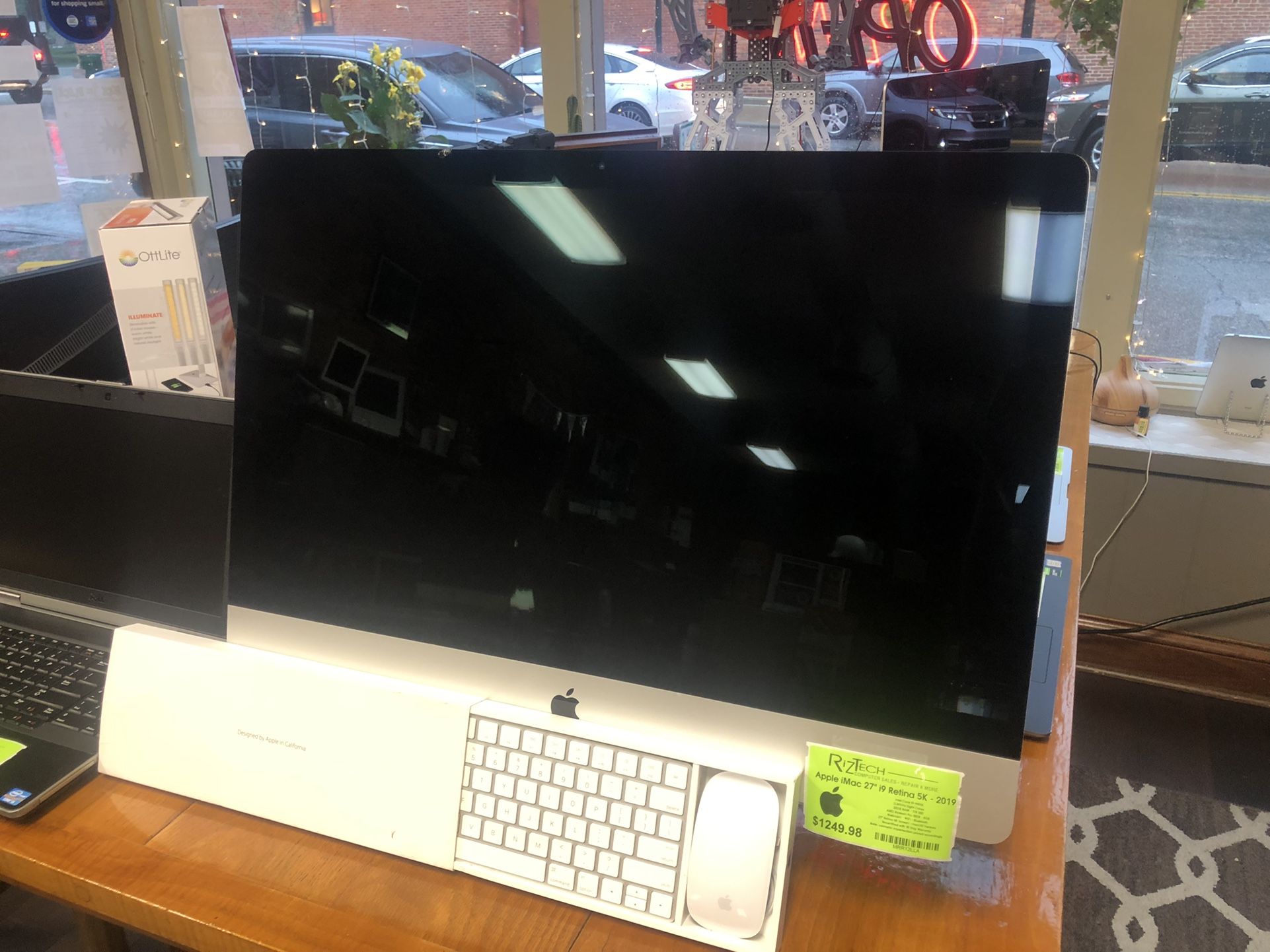 Apple iMac 27" 19 Retina 5K - 2019