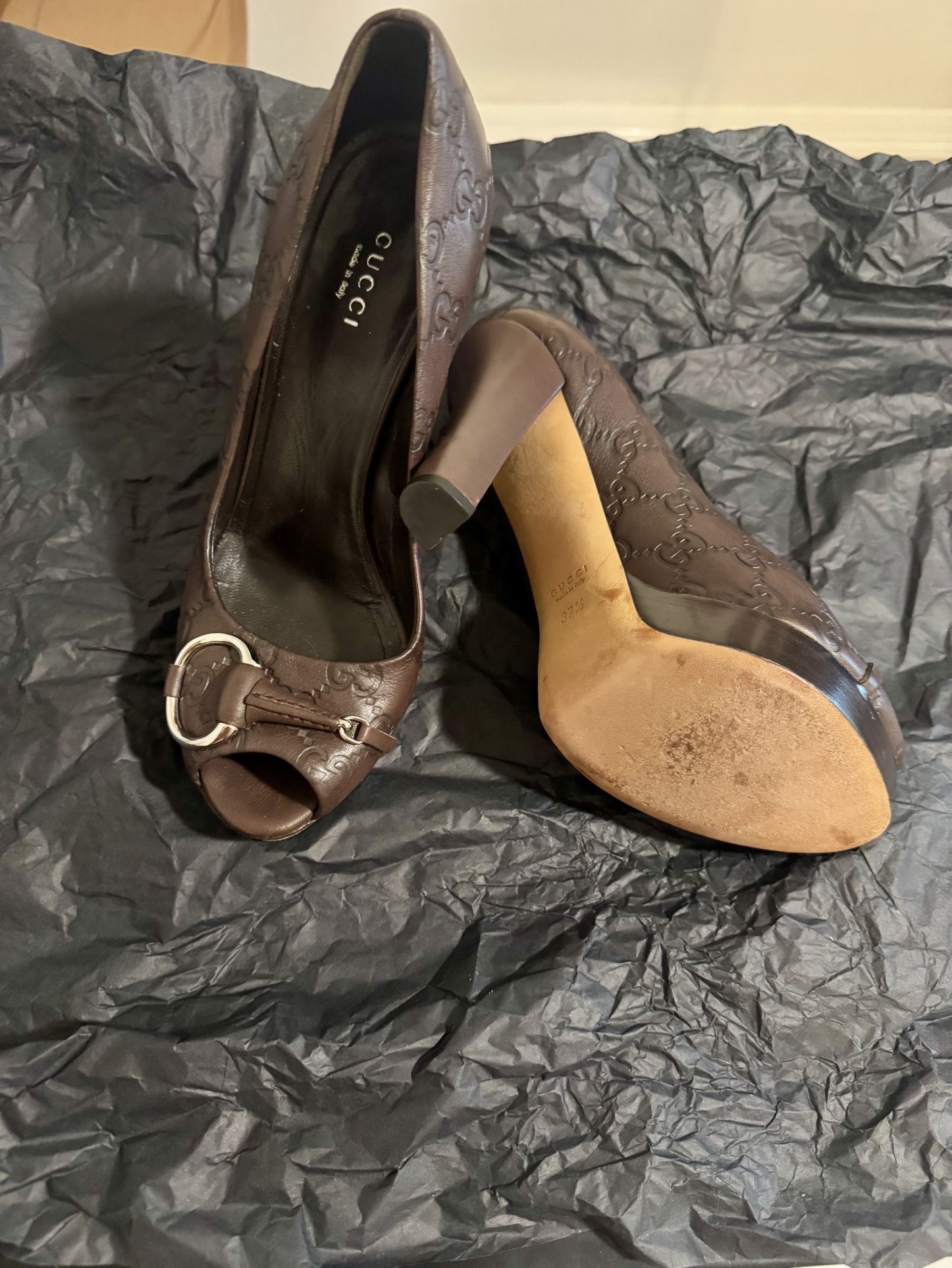 Authentic Gucci Shoes