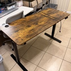 Electric standing desk VERY NICE 55” x 24”