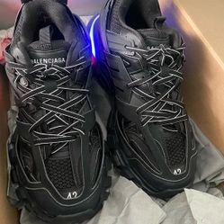 Balenciaga Led