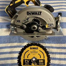 New Dewalt 7-1/4 Power Detect Circular Saw 20volt Tool Only $165