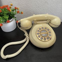 Microtel The Knightsbridge Pushbutton Telephone