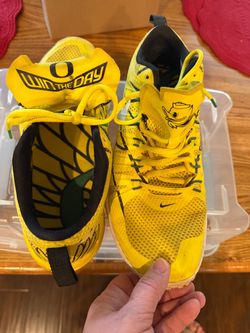 Nike Yellow Oregon Duck Flywire size 9
