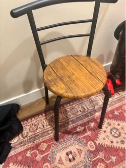 Wood look chair