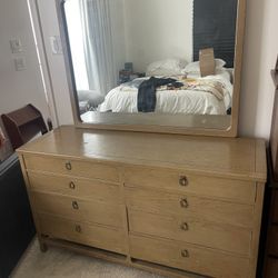 Dresser w/ Mirror 