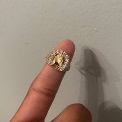 gold ring 
