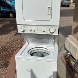 Ge 24” Stackable Washer Dryer 220 V Electric 