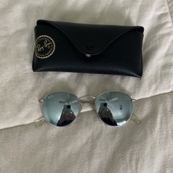 Grey Ray Bans
