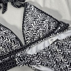 Women's New Bikini Bathing Suit Swimwear  - Bottom Size M/L and Top L/XL