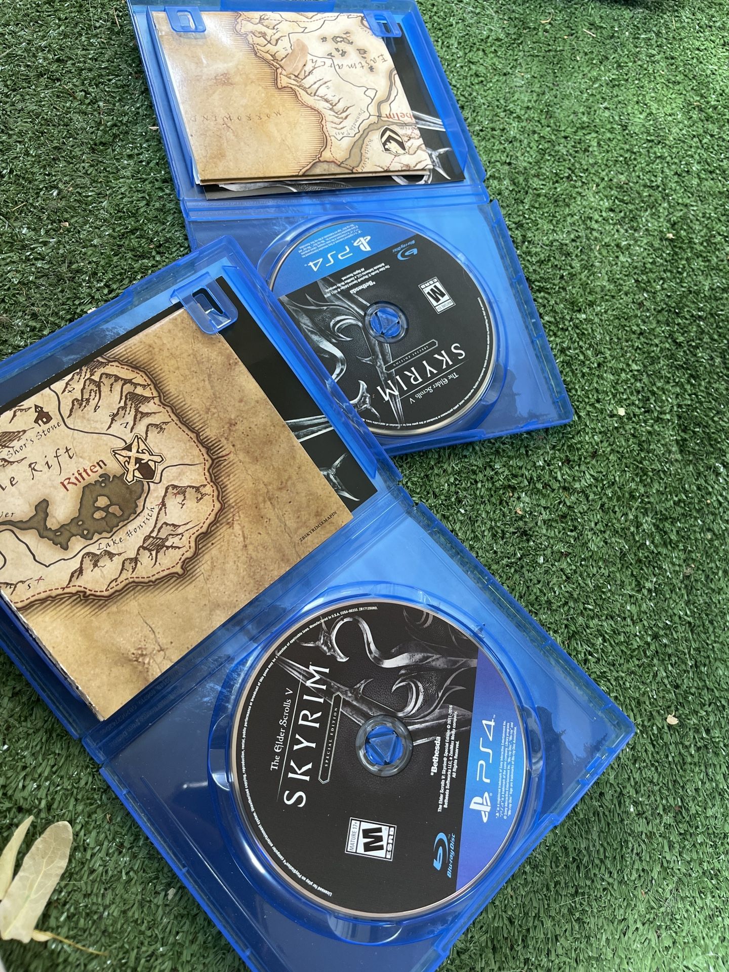 Skyrim Special Edition (PS4) – 2 Copies Available