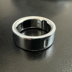 Oura Ring 4 - Silver Size 8