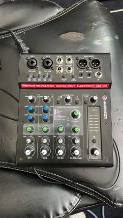 Mixer Harbinger LVL LX8