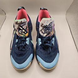 Nike GIANNIS Antetokounmbo 2 SE Youth Size 5.5