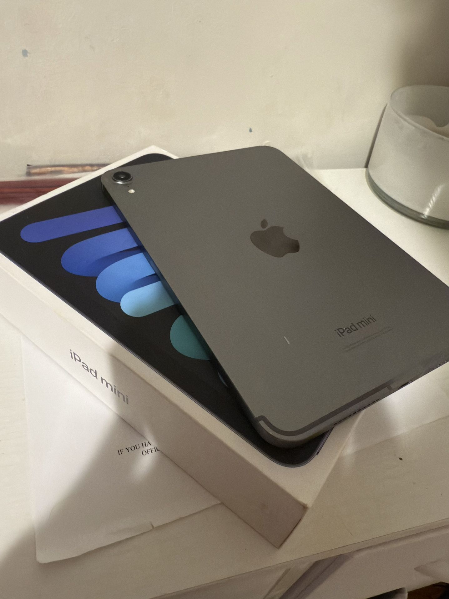 Apple iPad Mini (A17 Pro) 128GB Unlocked
