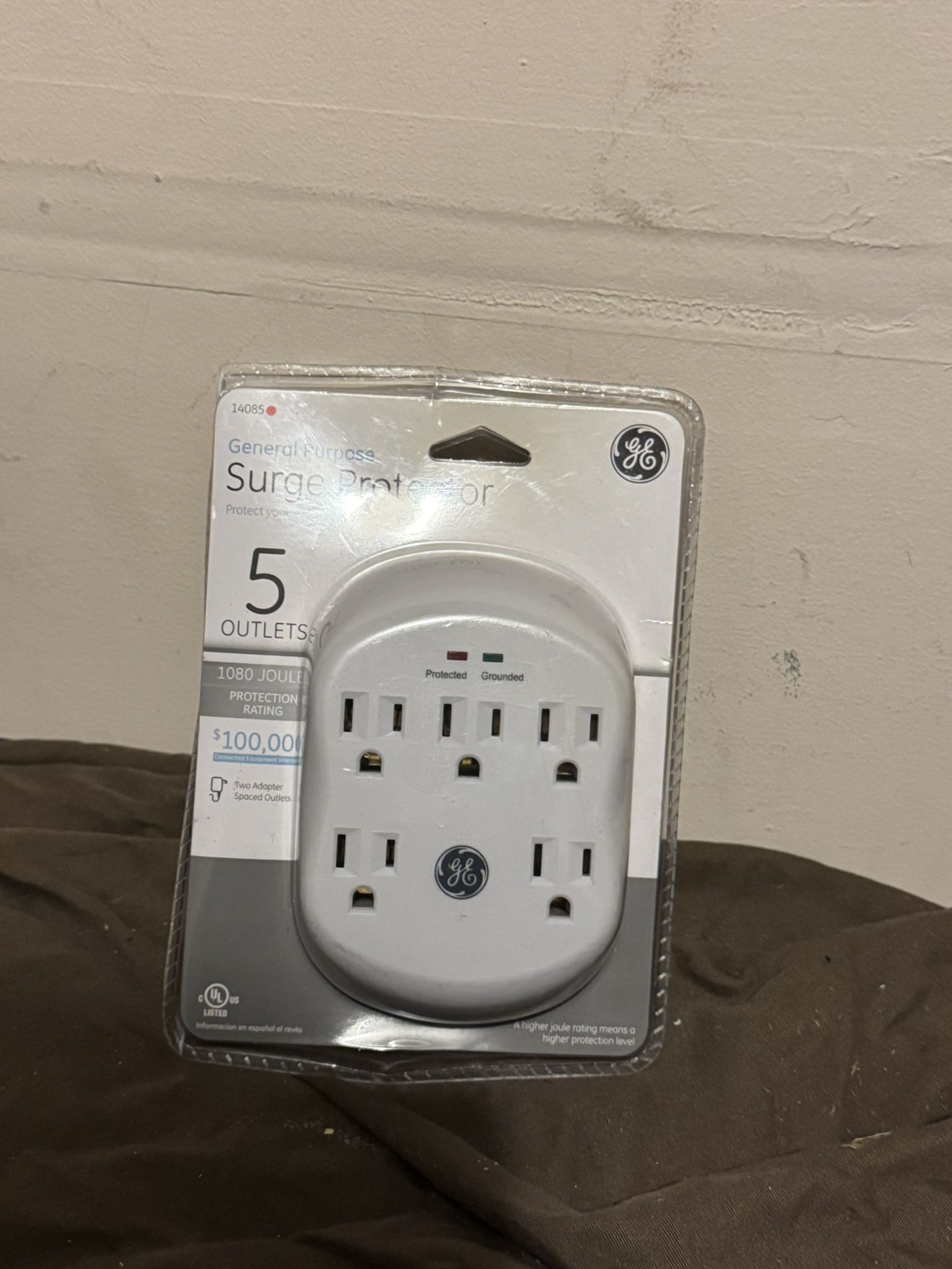 Brand New GE 5-Outlet Surge Protector 1080 Joule