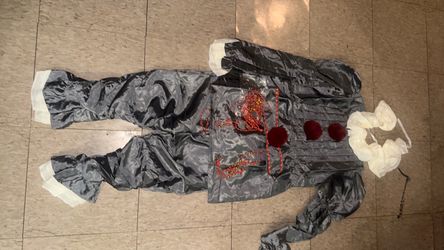 Pennywise costume