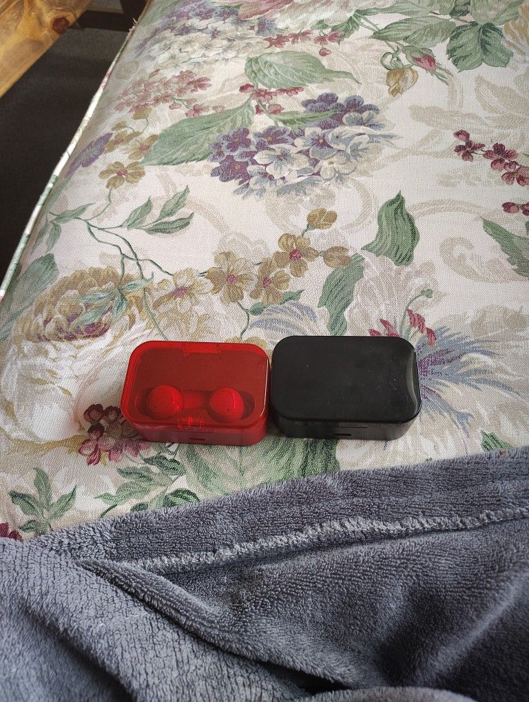 Bluetooth Earbuds