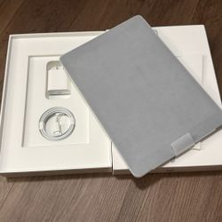 New iPad 9th 256GB WiFi + Cellular 